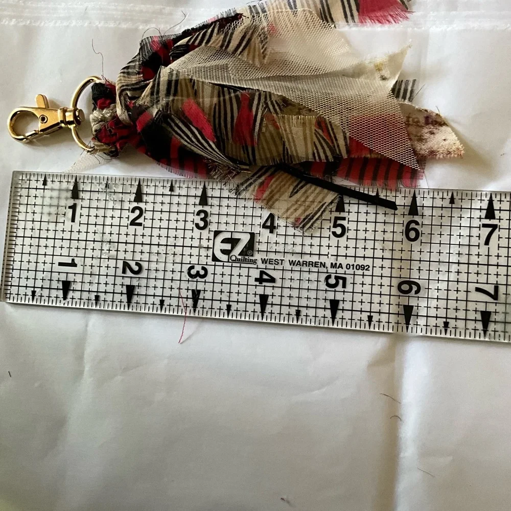Handmade Fiber Art Bag Tassel Red Black Abstract - Picture 3 of 3